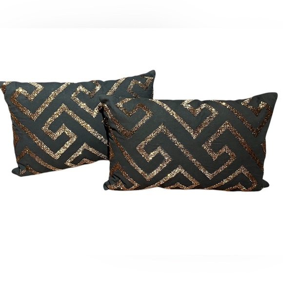 NEW Two 2 LOLOI 100% Cotton Black w/ Gold Metallic Sequins Luxury Pillows - Picture 3 of 9